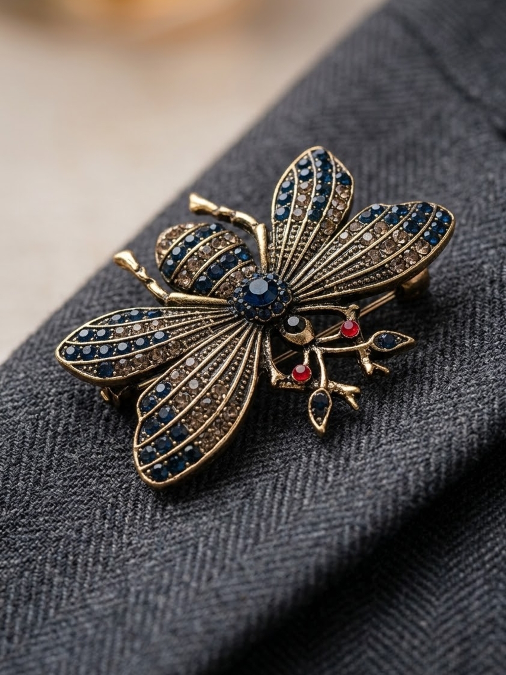 Vintage Style Rhinestone Bee Brooch